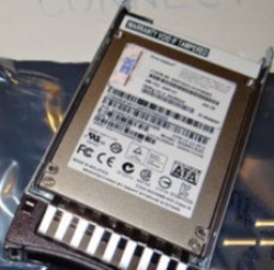 43W7718 IBM 200GB SATA 2.5" MLC HOT SWAP SSD SOLID STATE 43W7720 DRIVE 43W7721